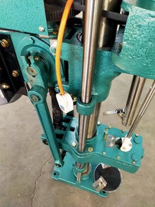 Nhà Máy Bán Tự Động Chai Thủy Tinh Chai Rượu Vang Nút Chai ROPP Đóng Nắp Máy Cho Niêm Phong Rượu Vang Đỏ - Product Image 5