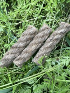 Encendedor de Cuerda de Cáñamo Natural para Acampar al Aire Libre y Senderismo - Product Image 6