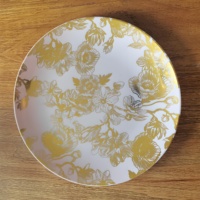 60 Assiettes jetables en plastique blanc et or à bordure florale, robustes, sans BPA, 10,25 po pour le dîner et 7,5 po pour le dessert, pour événements de mariage