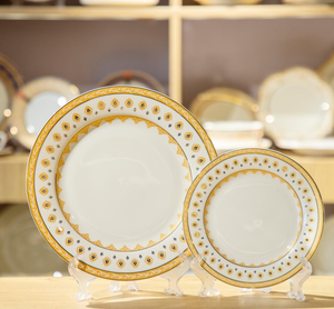 European Luxury Gold Rim <b>Bone</b> <b>China</b> <b>Dinner</b> <b>Set</b> Custom Logo Ceramic Tableware For Hotel Wedding Middle East Wholesale - Product Image 2