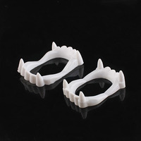 Crocs de vampire qui brillent dans le noir dents artificielles terrifiantes effrayantes pour Halloween pour farce et cosplay