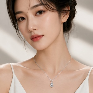 สร้อยคอทองคำขาว 18K รูปทรงลูกแพร์ ประดับเพชรเพาะเลี้ยงในห้องปฏิบัติการ รับรองโดย IGI ระดับ VVS จี้เพชรหรูหรา เครื่องประดับชั้นดีสำหรับผู้หญิง - Product Image 4