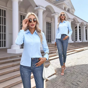 Chemise élégante à manches longues et col à revers pour femme, coupe ajustée, décontractée pour le bureau - Product Image 1