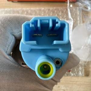 Pompe à carburant haute performance, haut débit, haute pression E2068 avec commutateur en carbone pour automobile, <span class=keywords><strong>compatible</strong></span> avec l'éthanol <span class=keywords><strong>E85</strong></span>, l'alcool et l'essence - Product Image 5