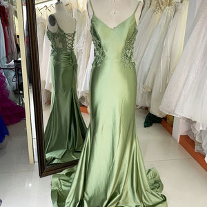 Robes de soirée pour femmes en satin <span class=keywords><strong>vert</strong></span>, nouvelle broderie, sans manches, sirène, dos lacé - Product Image 1
