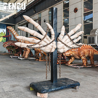 Sculpture géante de main de squelette d'Halloween, accessoire d'horreur à griffes attachées, en silicone et éponge avec structure en fer, pour maison hantée, parc, événement, exposition