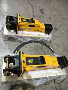 Martillo hidráulico SOOSAN SB10 tipo caja para miniexcavadoras y cargadora de dirección deslizante Bob Cat con 0,8-2,5 toneladas para demolición - Product Image 6