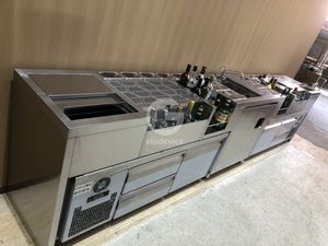 Estación de Bar Móvil de Acero Inoxidable para Cócteles y Vino, Fabricada en China - Product Image 2