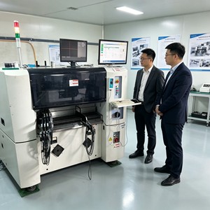 Reliable SMT Pick and Place <b>Machine</b> CP45F Certified LED and Mobile Phone PCB Line - Product Image 4