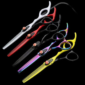 กรรไกรตัดผม Ku ขนาด 6 นิ้ว กรรไกรซอยผมสำหรับช่างเสริมสวย ใช้ได้กับคนถนัดขวา ใบมีดสแตนเลสมาตรฐาน ผลิตที่ซูโจว - Product Image 5