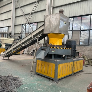Machine à <span class=keywords><strong>granulés</strong></span> <span class=keywords><strong>de</strong></span> biomasse à plateau en <span class=keywords><strong>bois</strong></span> pour film plastique - Product Image 6
