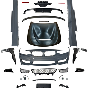 Kit Carrozzeria Auto 2013-2020 F32 M4 in Materiale Plastico, Paraurti Anteriore e Posteriore, Set Completo per BMW Serie 4 Coupé - Product Image 1
