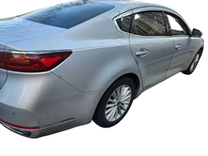 Kia K7 Seminuevo Sedán de Gran Tamaño Exportador Profesional de Autos Corea Nuevo y Usado Gasolina Automático Título Limpio RHD LHD Exportación - Product Image 5