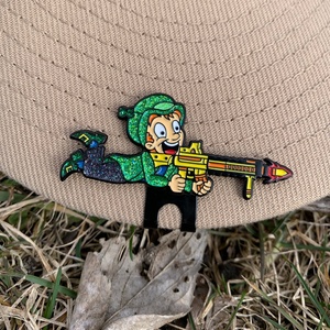 Épingles en émail personnalisées pour chapeaux, casquettes et revers, avec logo de baseball en métal, badge mexicain, et clip magnétique pour visière, gravées au laser, vente en gros en vrac - Product Image 1