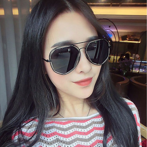 Korean Style Polygonal Sunglasses For Women Metal Frame UV400 Protection Type 3 Sunshades <b>Driving</b> <b>Glasses</b> - Product Image 1