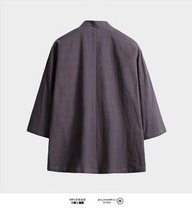 Chemise d'été en coton à point ouvert pour hommes Cardigan fin de couleur unie Style <span class=keywords><strong>Streetwear</strong></span> japonais <span class=keywords><strong>Kimono</strong></span> chinois Design couleur unie 2025 - Product Image 5