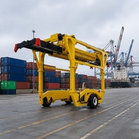 Transpalette hydraulique diesel de 30 tonnes, transitaire mobile de conteneurs pour la livraison de marchandises dans les parcs logistiques