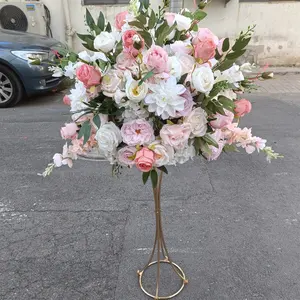 इफग शादी की सजावट फूलों की सेंटरपीस विचारों गुलाबी फूलों की व्यवस्था करती है