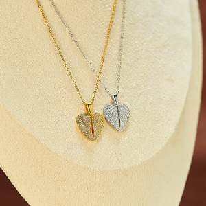 Collar con Colgante de Corazón en Blanco con Alas de Ángel Guardián, Chapado en Oro PVD, Acero Inoxidable 316L, para Grabado Láser - Product Image 6