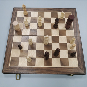 Scacchiera Pieghevole in Legno Fatta a Mano da 15 Pollici - Set di <span class=keywords><strong>Scacchi</strong></span> da Viaggio <span class=keywords><strong>per</strong></span> <span class=keywords><strong>Principianti</strong></span> e Bambini, Ecologico - Product Image 3