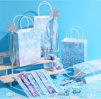 Kit de Fête d'Anniversaire Thème Frozen - Bracelets Claquettes, Bagues à Pierres, Pinces à Cheveux, Couronnes de Princesse, Baguettes à Bulles, Autocollants en Plastique Personnalisables
