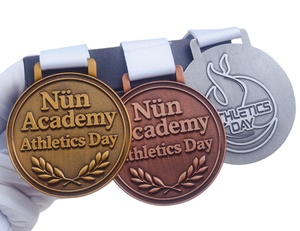 Medallas Conmemorativas 3D de Alta Calidad en Oro Antiguo para la Carrera de los Toros de <span class=keywords><strong>Pamplona</strong></span>, España, con Cinta - Product Image 6