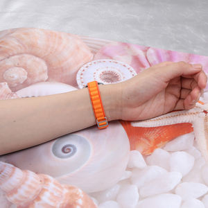 Correa de nailon tejido delgado para <span class=keywords><strong>Apple</strong></span> <span class=keywords><strong>Watch</strong></span> Bands <span class=keywords><strong>40mm</strong></span> 41mm 42mm 44mm 45mm 46mm 49mm Pulsera delgada para Iwatch <span class=keywords><strong>SE</strong></span> - Product Image 1