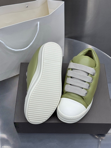 2026 Factory ofrece venta al por mayor con descuento de zapatillas casuales de alta calidad para hombres y mujeres. Zapato cómodo de goma para caminar - Product Image 4