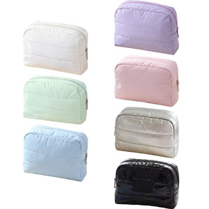 Sac de rangement matelassé <span class=keywords><strong>imperméable</strong></span> pour cosmétiques, portable, brodé, multifonctionnel, avec fermeture éclair - Product Image 4