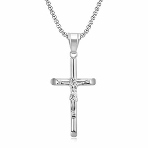 Atacado: Pingente Crucifixo Minimalista em Aço Inoxidável Banhado a Ouro 18k (Dourado/Prateado) para Fabricação de Joias e Moda - Product Image 4