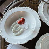 Ensemble d'assiettes et de plats en céramique blanche à fleurs en relief, assiettes d'accompagnement, plateaux de service pour mariage, événement, vaisselle de table
