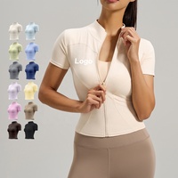 Veste de sport courte pour femme YY, coupe ajustée, décontractée, grande taille 3XL, col montant, fermeture éclair intégrale, manches courtes, hauts de yoga