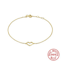 Bracelet pour femmes élégant et tendance en argent sterling 925 plaqué or 18 carats avec breloque en forme de cœur creux