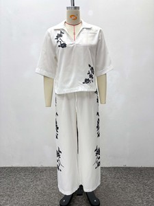 Nouvel ensemble décontracté deux pièces pour <span class=keywords><strong>femme</strong></span> grande taille : chemise à manches mi-longues et pantalon africain taille haute à nouer - Product Image 4