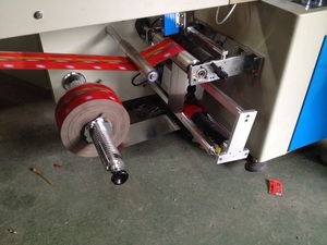 Máy đóng gói ngang cơ khí <span class=keywords><strong>KD</strong></span>-350 để gói thực phẩm và hàng hóa trong túi nhựa với các thành phần động cơ cốt lõi - Product Image 4