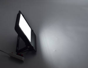 Reflector COB Impermeable IP66 con Sensor PIR de 50W, Certificado ETL, para Jardín, Almacén, Estadio, <span class=keywords><strong>Campo</strong></span> Deportivo, Patio, 2 Años de Garantía - Product Image 1