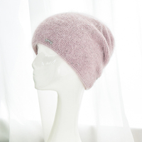 Bonnet d'hiver en laine à cheveux longs angora avec logo personnalisé Bonnets unis en tricot torsadé de haute qualité pour femmes