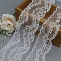 Dentelle florale en nylon élégante et luxueuse, dentelle française en gros, bordure festonnée pour vêtements et accessoires vestimentaires, sexy