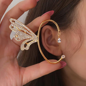 Pendientes no perforados para mujer, joyería, pendiente de aleación, <span class=keywords><strong>Micro</strong></span> pavé, diamantes de imitación, cristal, mariposa, Clip para oreja - Product Image 1