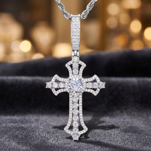 เครื่องประดับฮิปฮอป Luxira Jewels รุ่นใหม่ล่าสุด จี้รูปกางเขนประดับเพชรโมอิสซาไนต์ VVS ชุบทองคำขาว 925 เงินแท้ ได้รับการรับรองจาก GRA - Product Image 1