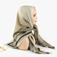 Foulard musulman élégant uni en mousseline de soie pour femme, style Tudung Bawal malaisien koweïtien, châle hijab 100 % polyester, toutes saisons