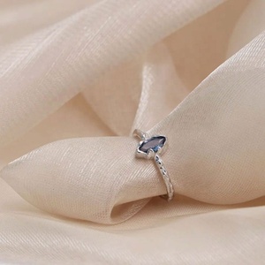 <span class=keywords><strong>Anello</strong></span> di Fidanzamento e Matrimonio Chris April in <span class=keywords><strong>Argento</strong></span> Sterling 925 con <span class=keywords><strong>Acquamarina</strong></span> e Zirconia - Product Image 4