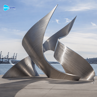 Escultura Abstracta de Acero Inoxidable Hecha a Medida con Acabado Cepillado, Diseño Vertical para Decoración del Hogar y Exteriores