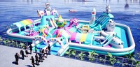 Parc aquatique gonflable flottant avec toboggan et parcours d'obstacles pour enfants, jeux en plein air