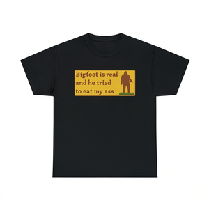 Maglietta Bigfoot Sasquatch Funny Meme T-shirt a maniche corte girocollo unisex taglia adulto - Product Image 3