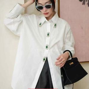 Vente en gros 2025 Automne Nouvelle Arrivée <span class=keywords><strong>Blanc</strong></span> <span class=keywords><strong>Noir</strong></span> Coton Chemises Blouses pour Femmes Manches Longues Lâche Casual Tops <span class=keywords><strong>Femme</strong></span> Vêtements - Product Image 4