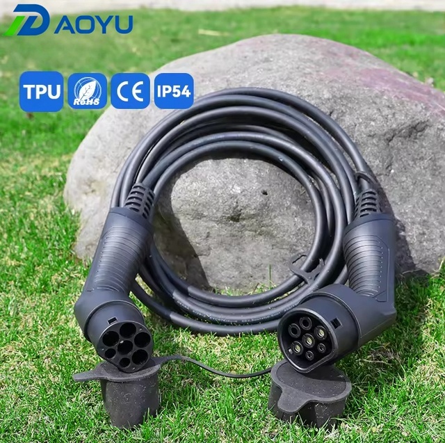 New Daoyu High Power Type 2 EV Charging Cable 32A 7.2kW Single Phase IP54 Waterproof Electric Car Charger Custom Design