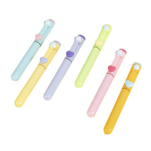 Carino Kawaii 6 pezzi Set di penna evidenziatore in colori caramella stampa firma plastica per l'apprendimento degli studenti per cartoleria - Product Image 1