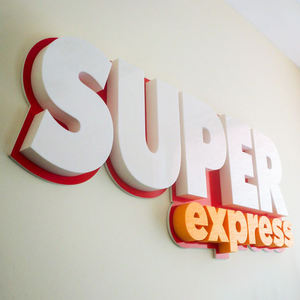 Vente en gros de lettres acryliques découpées au laser Prix direct d'usine pour les chaînes de magasins, les <span class=keywords><strong>franchises</strong></span> et la décoration d'événements promotionnels - Product Image 1