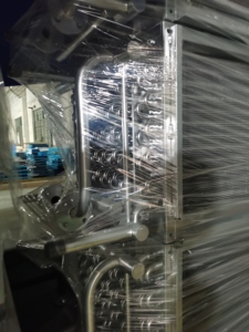 Échangeur de chaleur à serpentin en acier inoxydable sur mesure |   Échangeur de chaleur à ailettes résistant à la corrosion pour environnements difficiles - Product Image 5